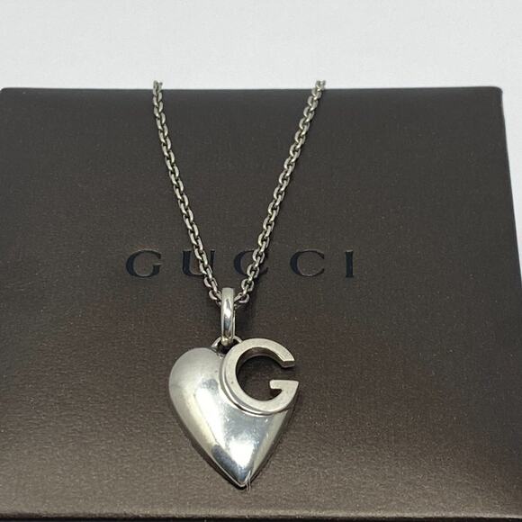 GUCCI Sterling Silver Heart Pendant Necklace - Picture 1 of 7